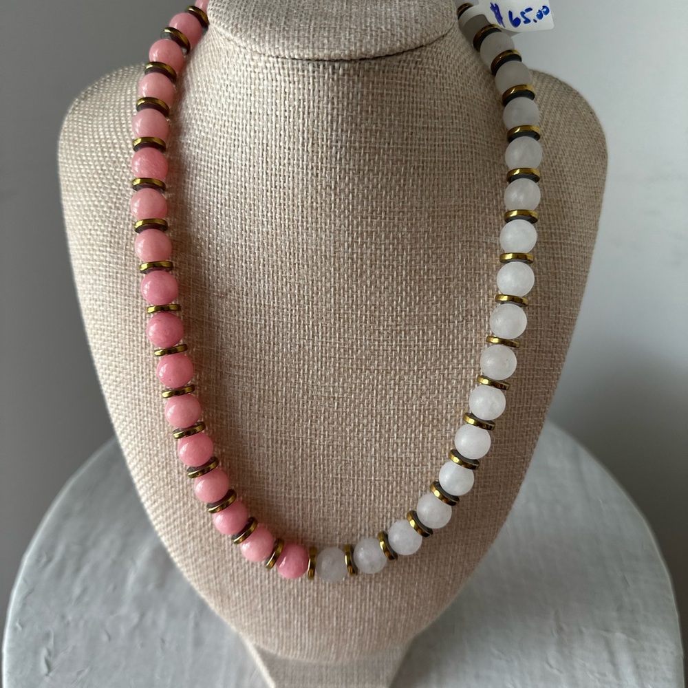 STRAWBERRY QUARTS LIGHT PINK QUART STATEMENT NECKLACE 19” - Picture 4 of 9